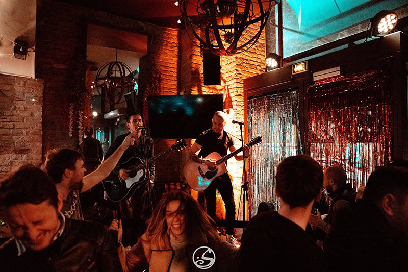 Live music Super Bowl O'Sullivans